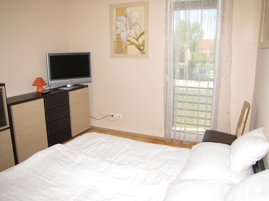 Dunalux Apartman Győr Quarto foto