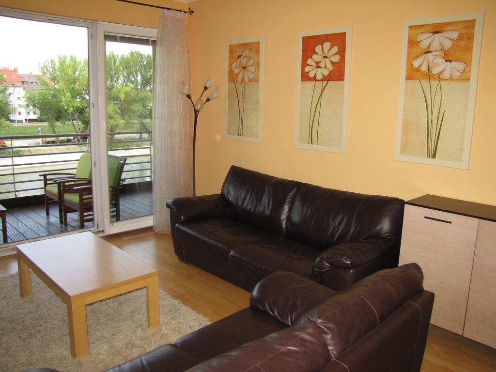 Dunalux Apartman Győr Quarto foto